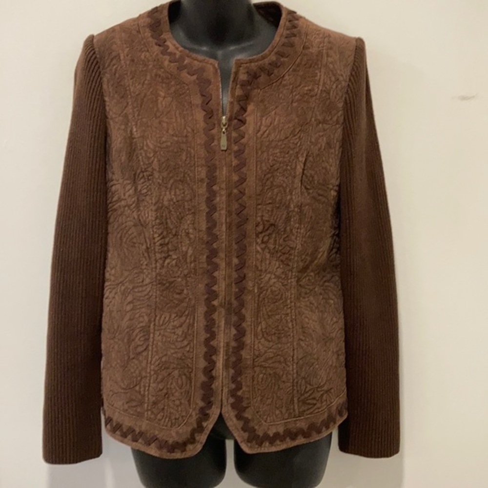 Peter Nygard Suede Jacket in Size Small